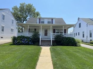 109 Pennsylvania Ave, Spring Lake, NJ 07762
