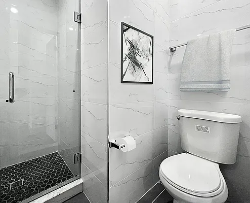 Rented by Vector New York, LLC | media 4