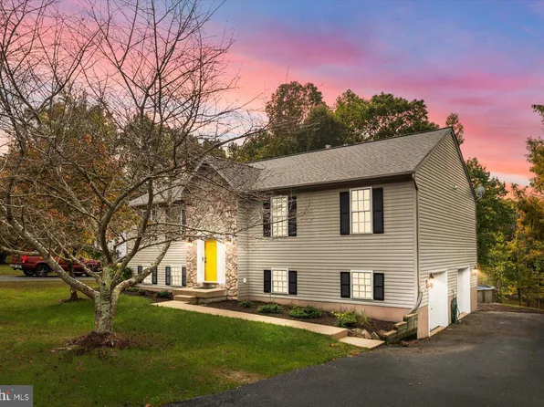 3712 W Glen Dower Dr, Fredericksburg, VA 22408
