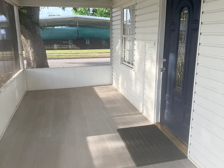 801 Ohio Ave — Photo 2