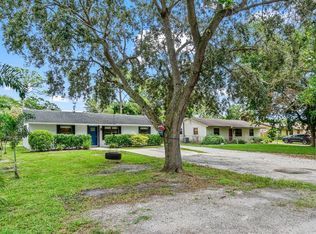 5282 2nd Rd, Lake Worth, FL 33467