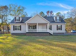 173 E Meadow Dr, Ridgeville, SC 29472