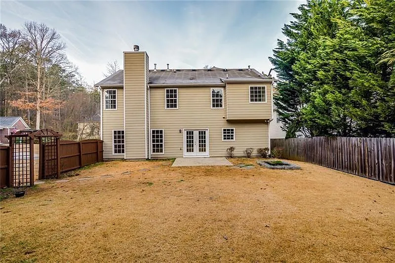 Building Photo - 2202 Creekway Dr