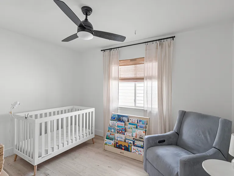 1301 Oak Hollow Ln — Photo 11