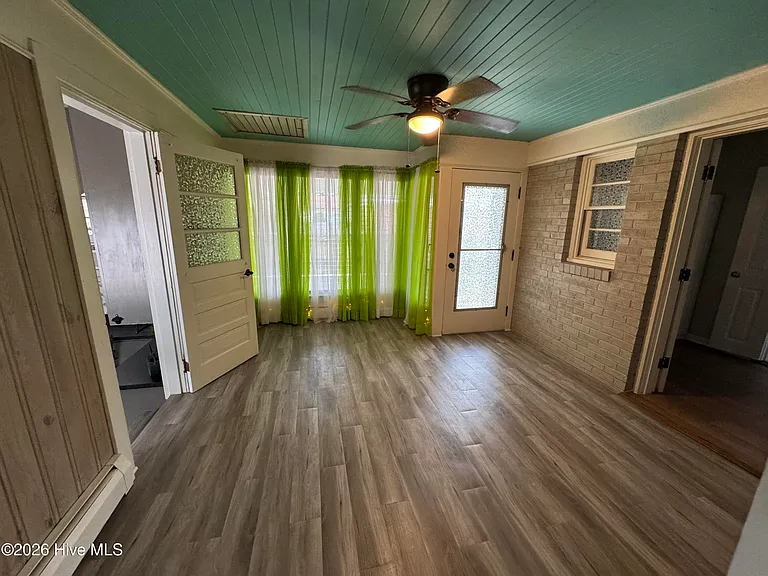 1809 Nash St NW — Photo 8