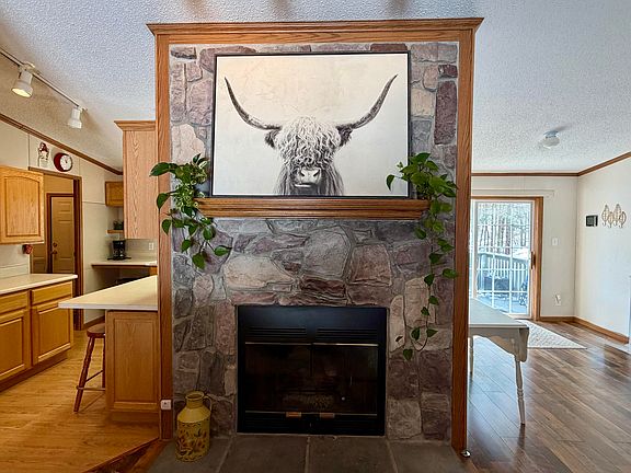 2nd image of 14200 Scenic Ct