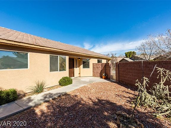 3rd image of 3476 Seaside Treasures Ct