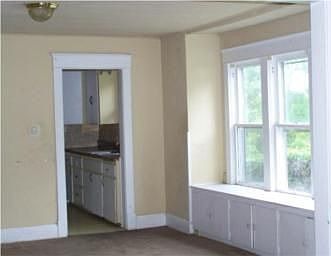 3rd image of 3402 Oakland Ave