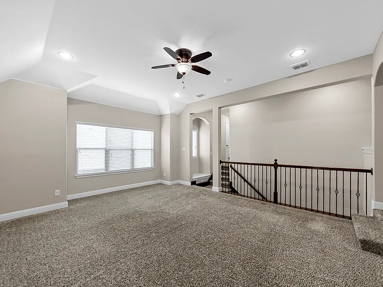 1213 Lewiston Dr — Photo 21