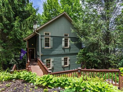8 Par Path, Cullowhee, NC, 28717