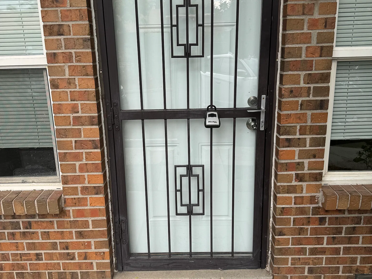 2 bed, 880 sqft, $1,800 — Photo 3