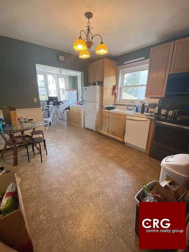5 bed, 2.0 bath, $6,250 — Photo 3