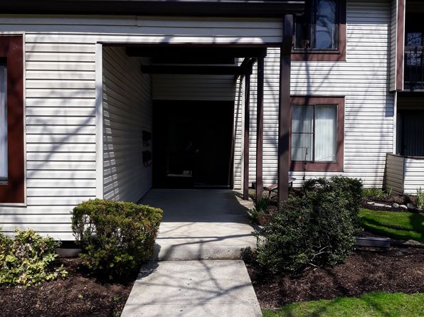 L3 Twin Rivers Dr N #L3