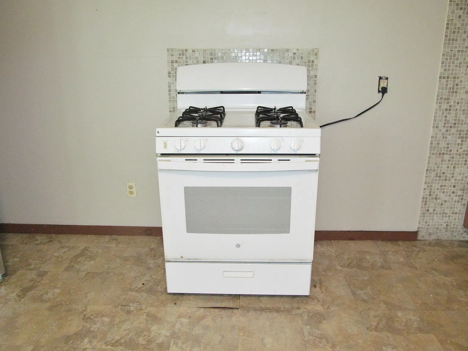 3 bed, $1,725 — Photo 4