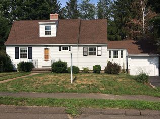 90 E Ridge Rd, Middletown, CT 06457