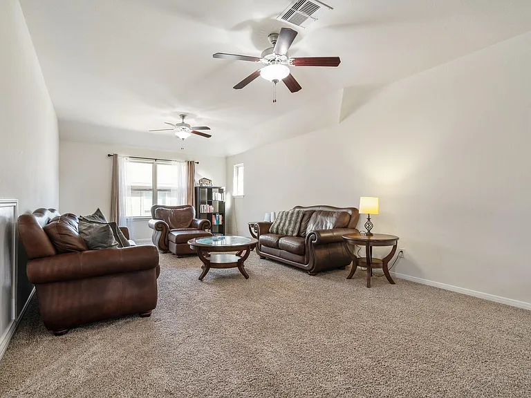 1505 Heartwood Dr — Photo 28