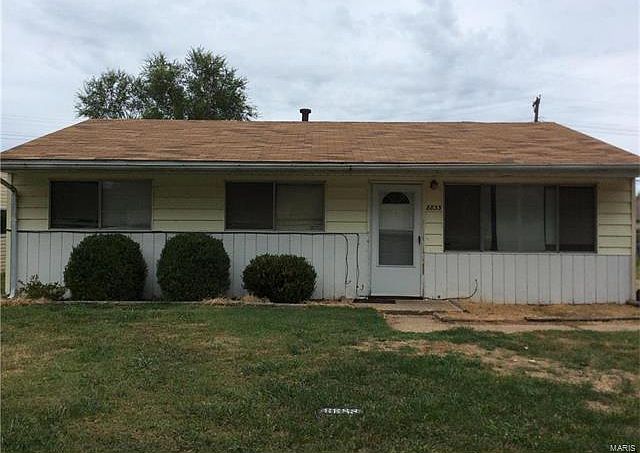 2nd image of 8833 Parkdale Dr