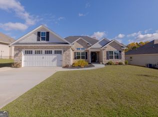 302 Creek Ridge Dr, Warner Robins, GA 31088