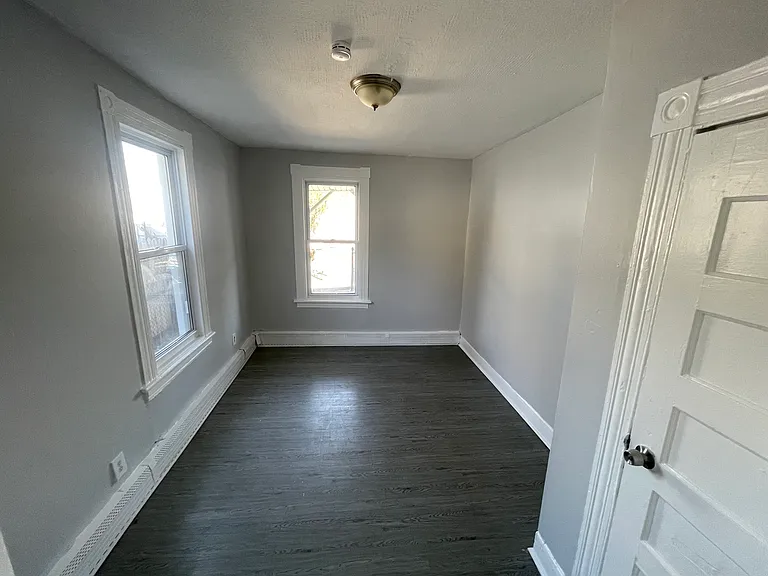 240 Lexington Ave #2 — Photo 11