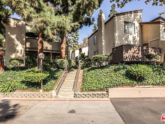 4th image of 1410 Cabrillo Park Dr APT F