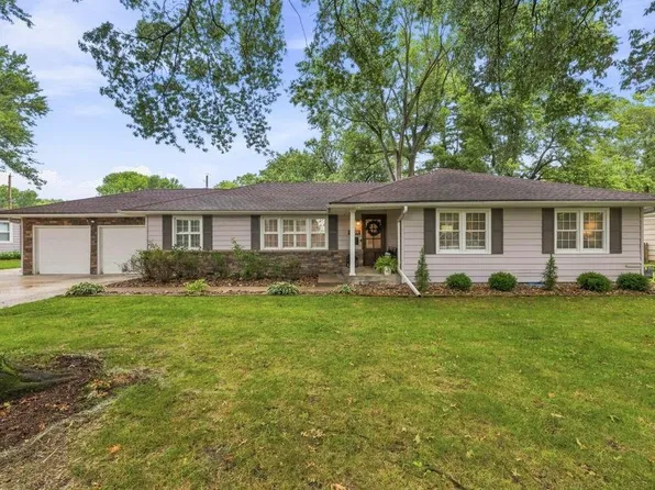 4020 W 96th St, Overland Park, KS 66207