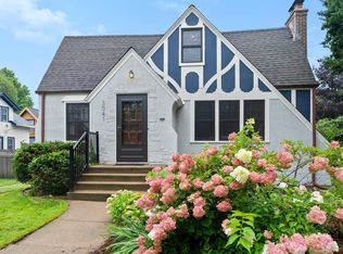 3041 E Minnehaha Pkwy, Minneapolis, MN 55417