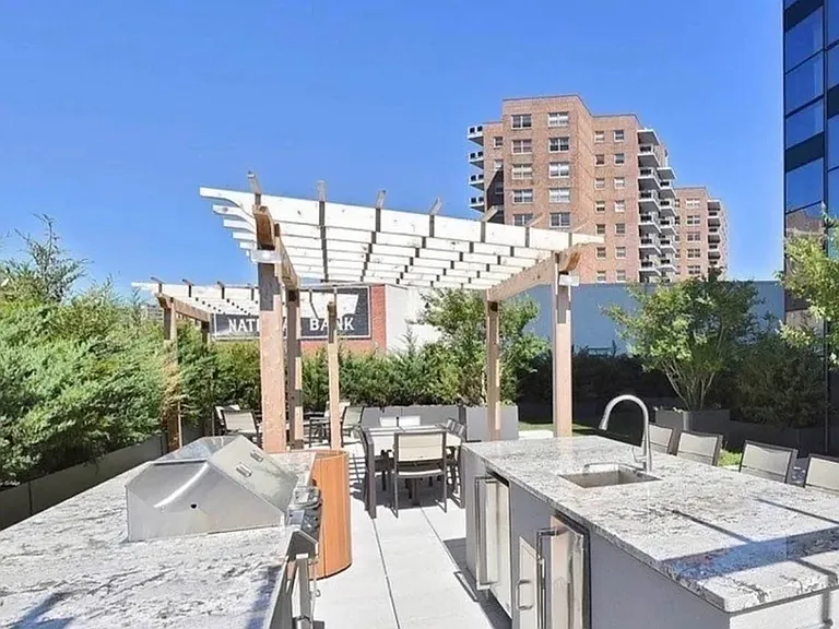 10820 71st Ave #7C — Photo 12
