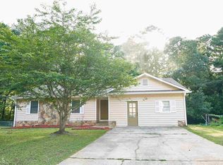 1252 Courtney Ln, Clarkston, GA 30021