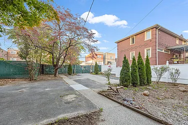 Sold by RE MAX Team