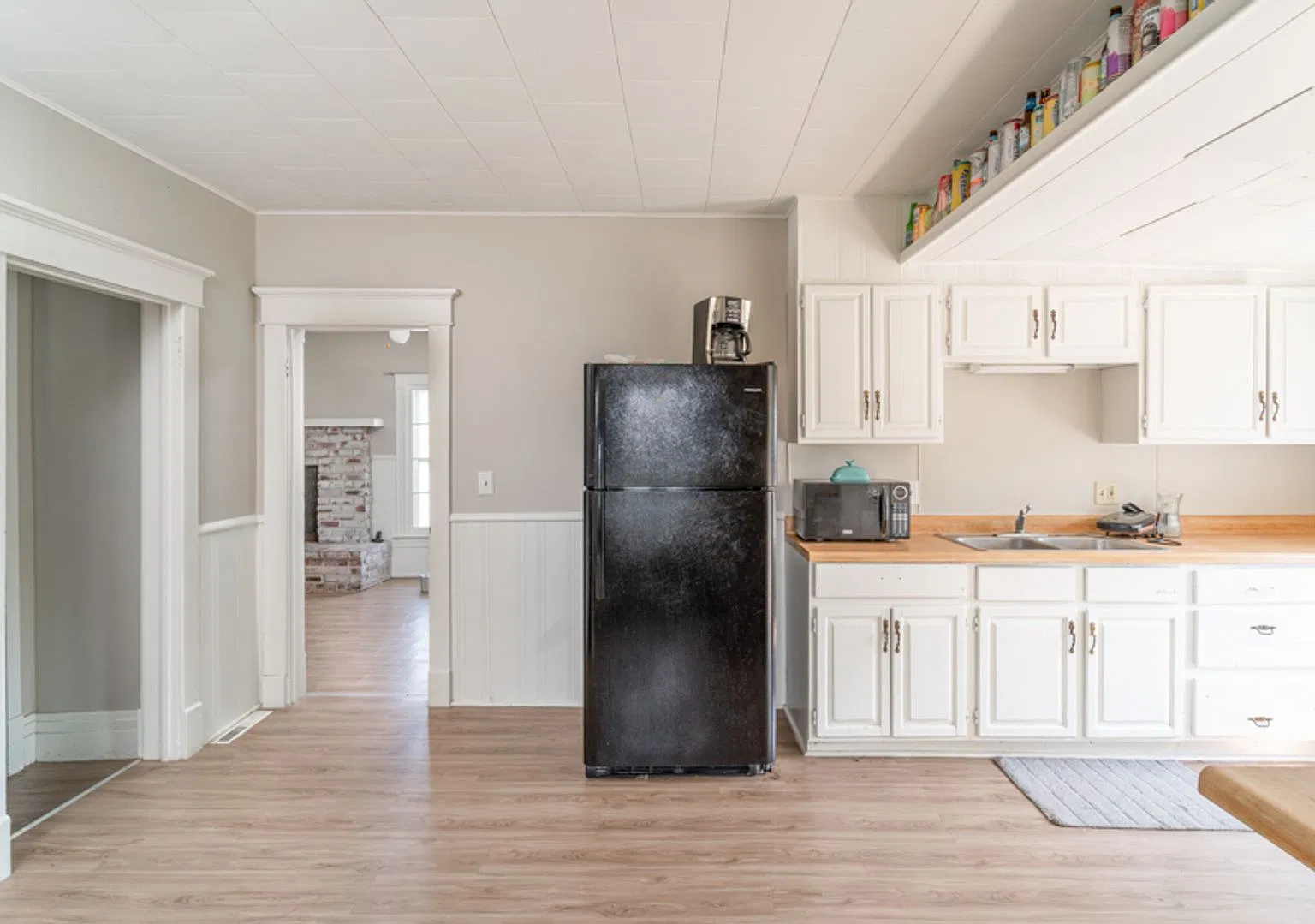 1322 Walnut St - Cedar Falsl — Photo 2