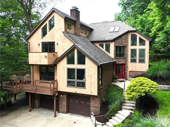 4025 Grand Ave, Allison Park, PA 15101