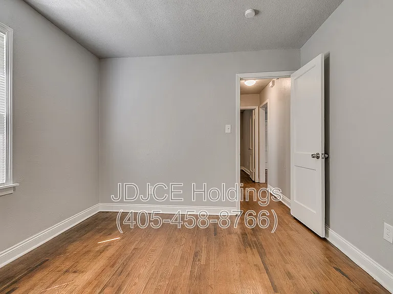 122 W Marshall Dr — Photo 15