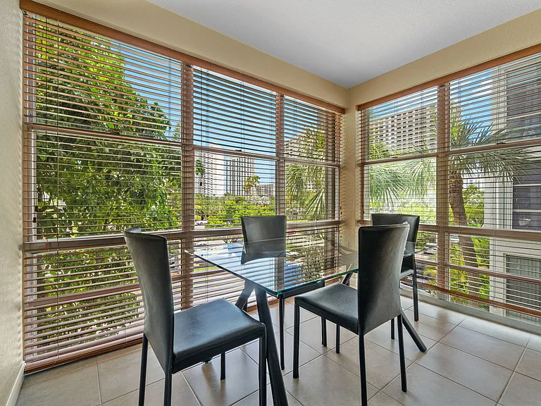 17570 Atlantic Blvd #306 — Photo 8