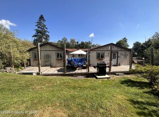 11 Lewis Ave, Harveys Lake, PA 18618
