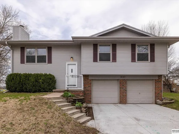 2187 N 124th Avenue Cir, Omaha, NE 68164