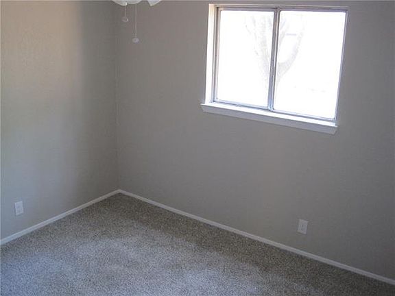 4th image of 3415 Rocky Hollow Trl
