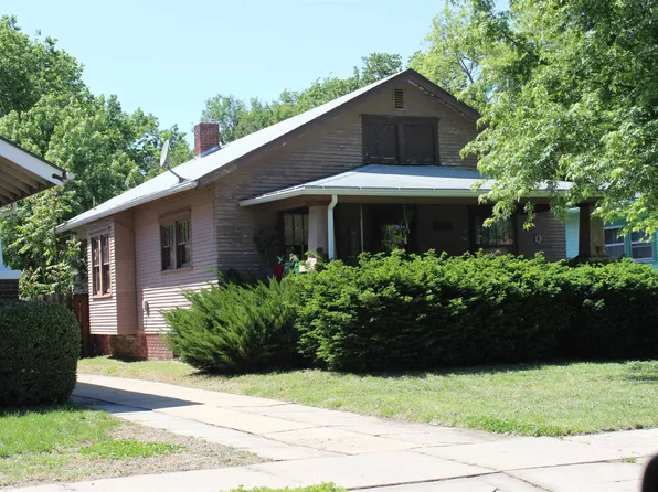 938 S 5th St, Salina, KS 67401