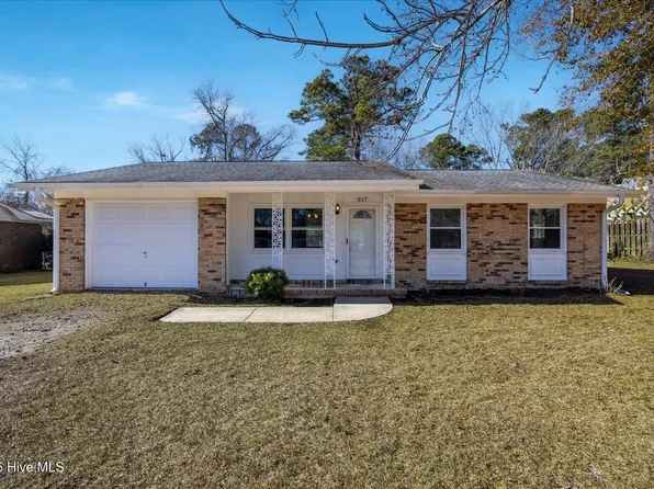 317 E Bedford Road, Wilmington, NC 28411