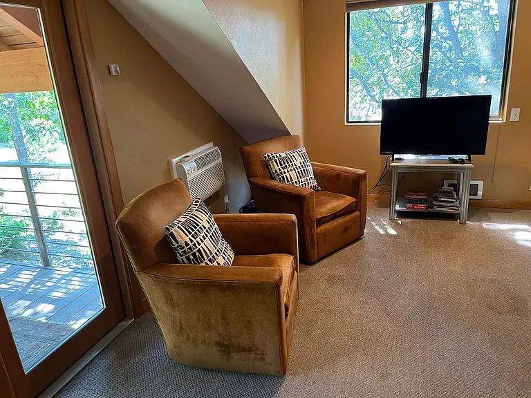 190 Rio Vista Dr — Photo 5