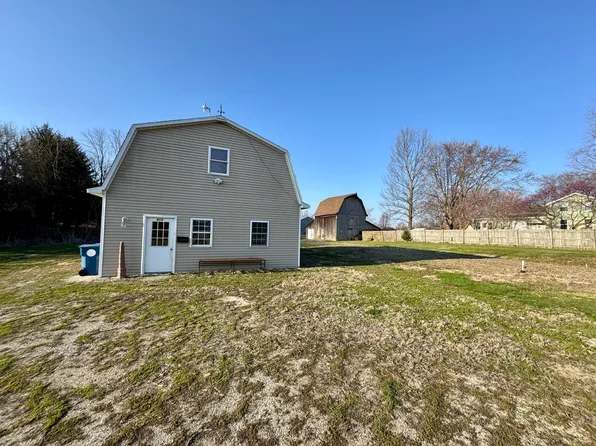 810 W Railroad Ave, Princeton, IL 61356