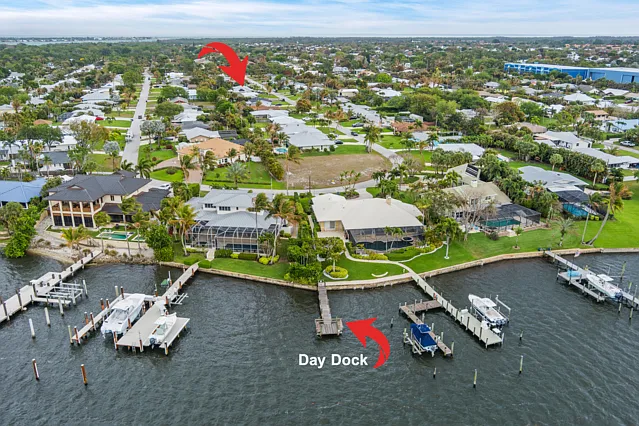 4729 SE Bayshore Ter — Photo 13
