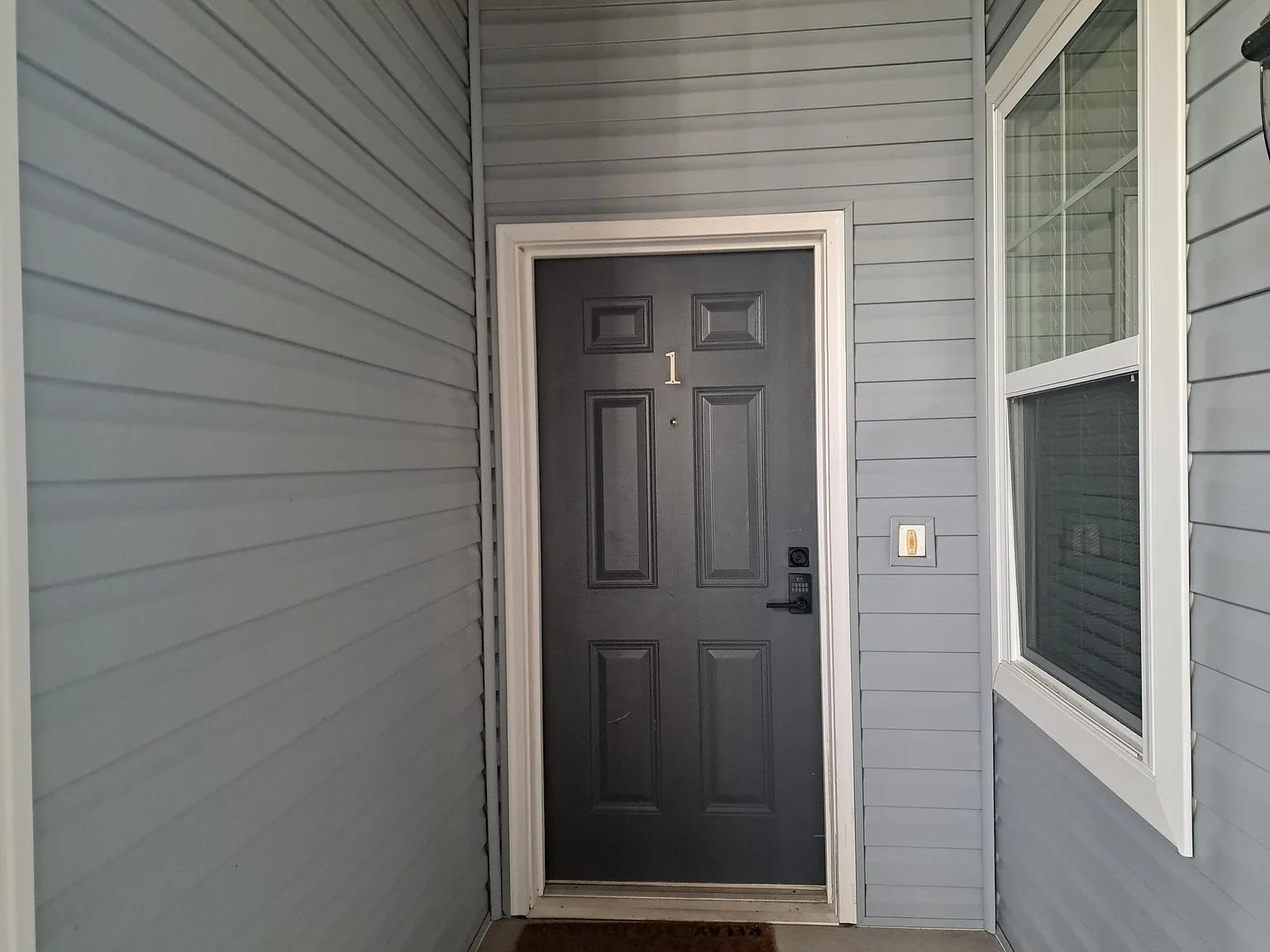 3 bed, 1551 sqft, $2,100 — Photo 3