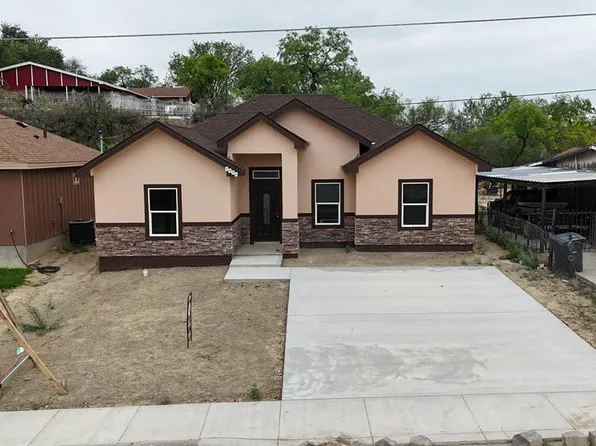 1956 Quarry St, Eagle Pass, TX 78852