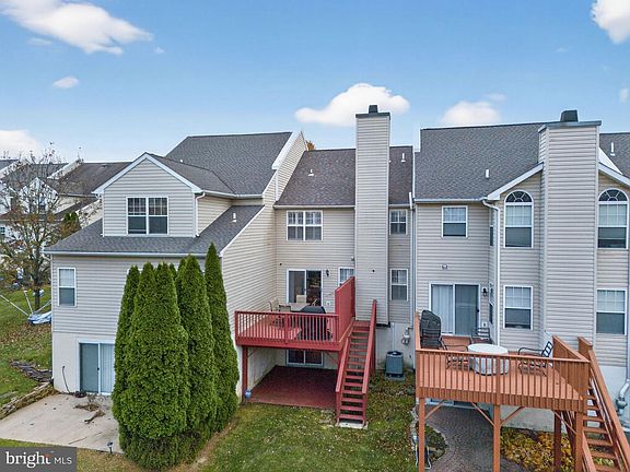 5th image of 154 Galway Cir
