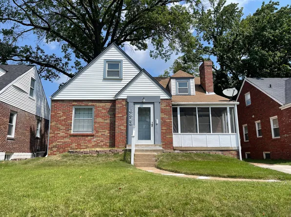 6823 Bartmer Ave, Saint Louis, MO 63130