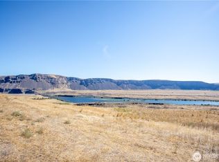 Ravenwing Ranch - Uplands, Malaga, WA 98828