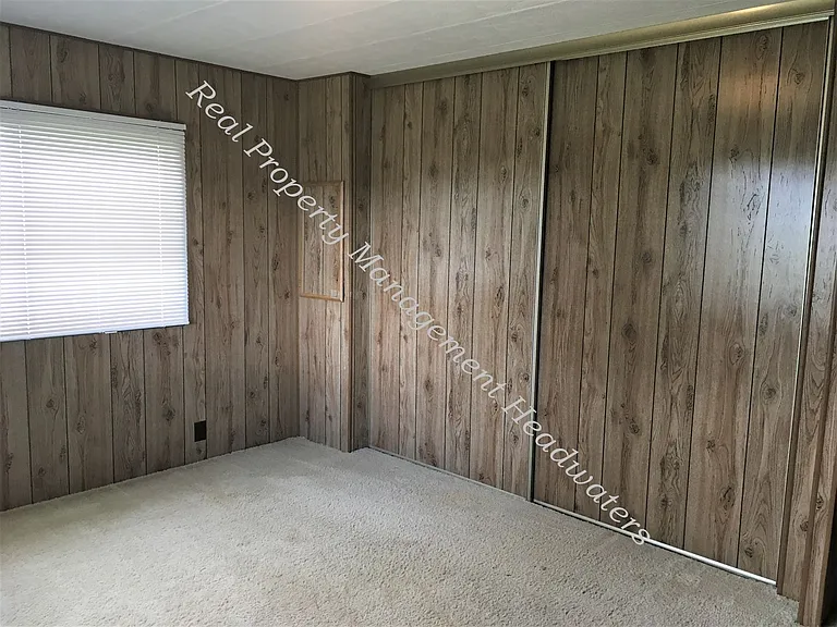 299 Cottonwood Rd — Photo 12