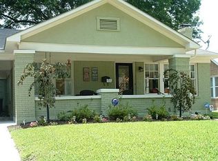 2134 Warner Rd, Fort Worth, TX 76110