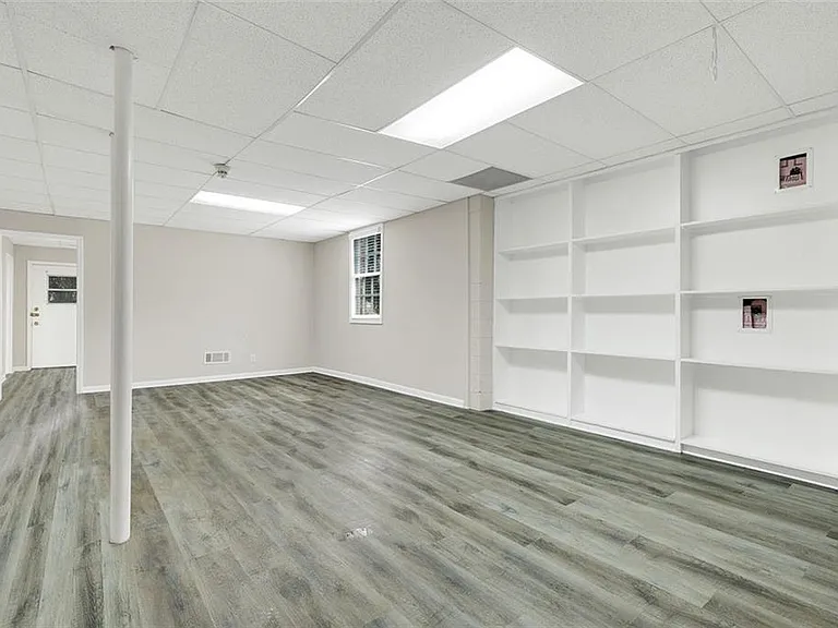4517 E Kings Point Cir — Photo 28