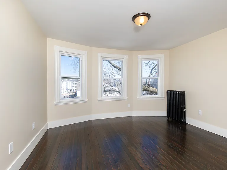 180 Shirley St #3 — Photo 10